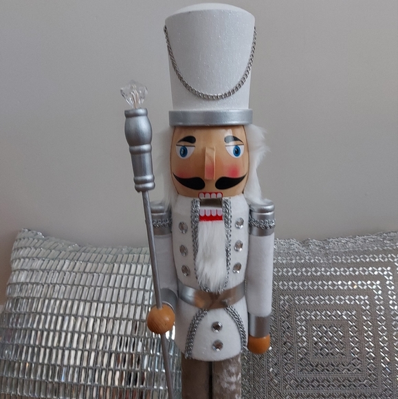 TINSEL & FUR New 24" Glitter Nutcracker - Picture 7 of 9